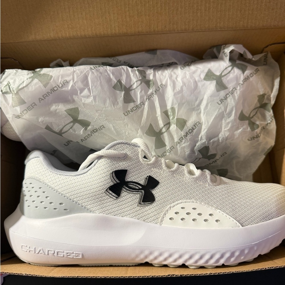 NEW Under Armour Men’s Charged Surge 4 Athletic Running Sneakers White Size 9 - Picture 11 of 13
